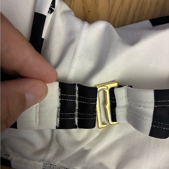 Shade & Shore Black and White Striped Bikini Top XL - Picture 9 of 14